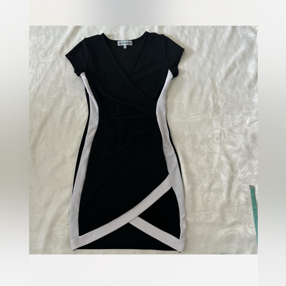Almost Famous women’s dress size M black and white